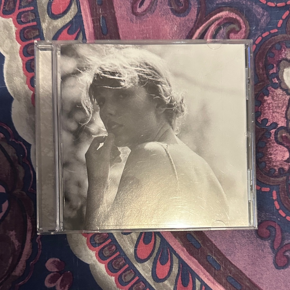Taylor Swift Folklore CD Album